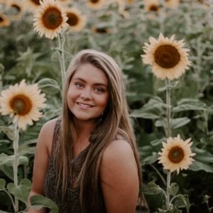 Meet your Posher, Anissa